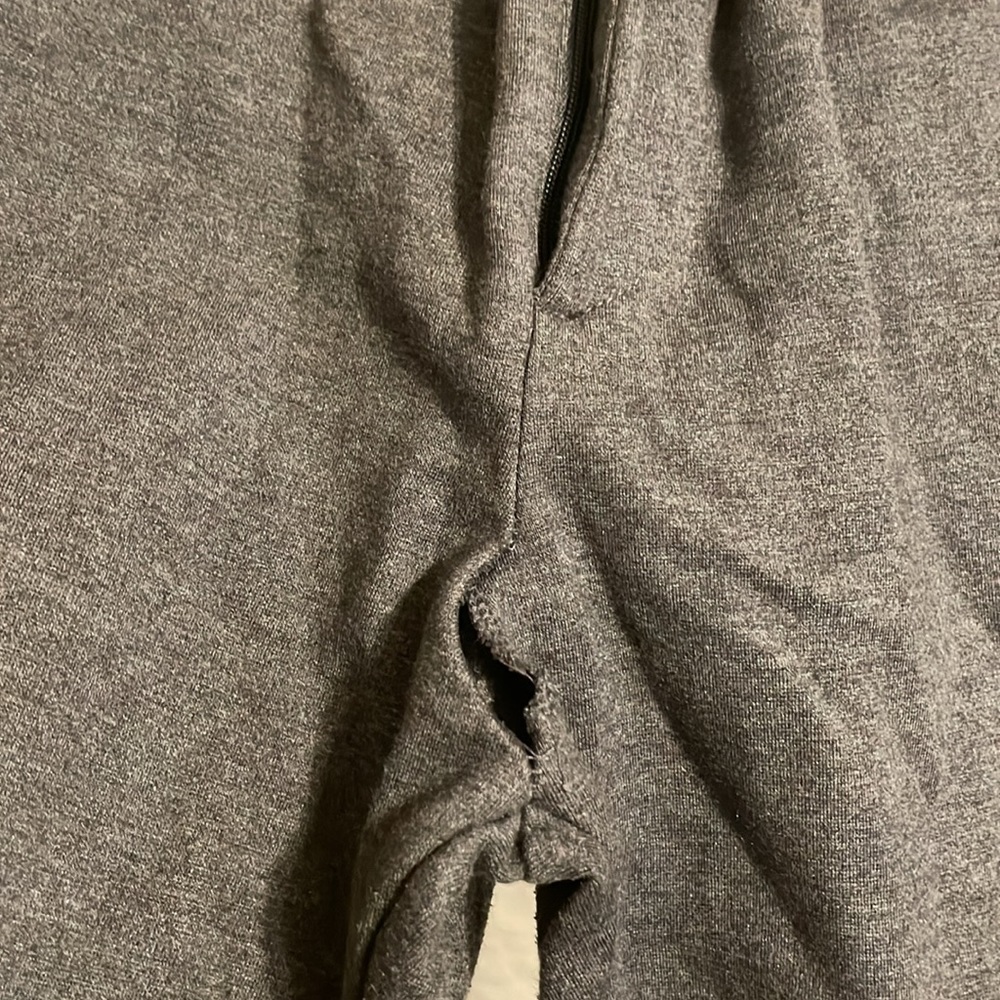 Gap - Picture 5 of 9